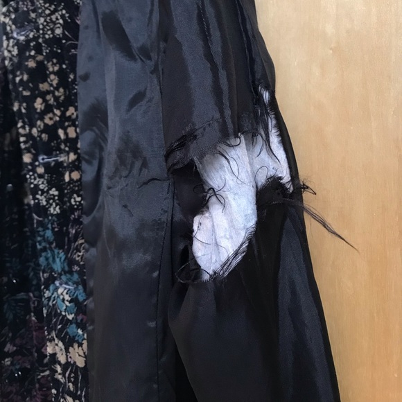 Vintage Floral Velvet Jacket - Picture 8 of 11